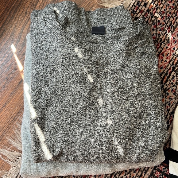 Chic Basic Sweater Pack - Picture 3 of 5